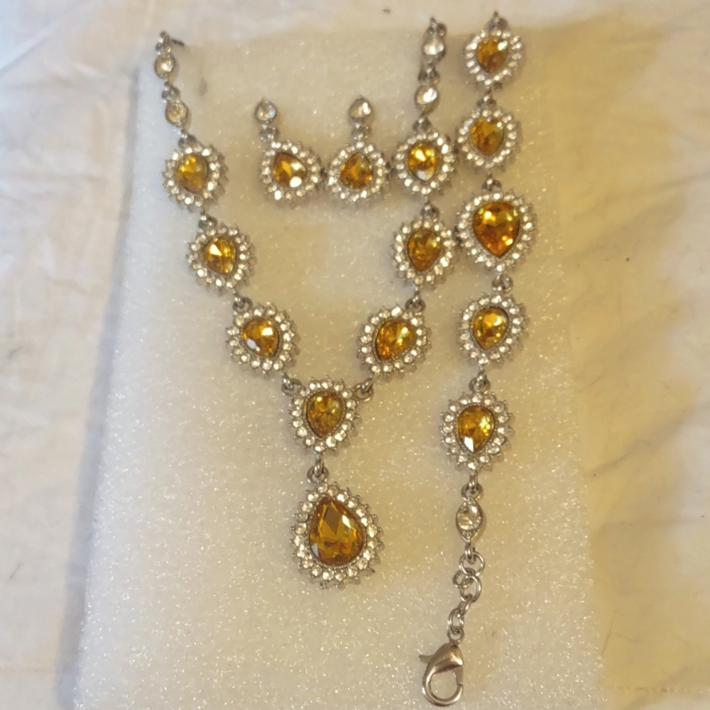 Yellow Citrine glass necklace, drop earrings, and bracelet.